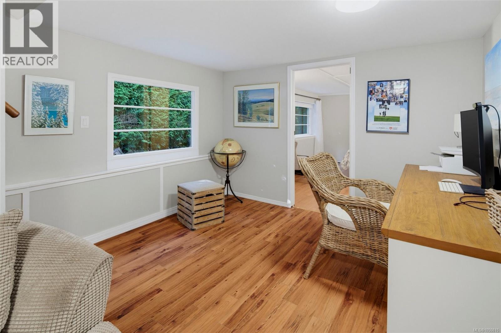  943 Linkleas Avenue, Oak Bay