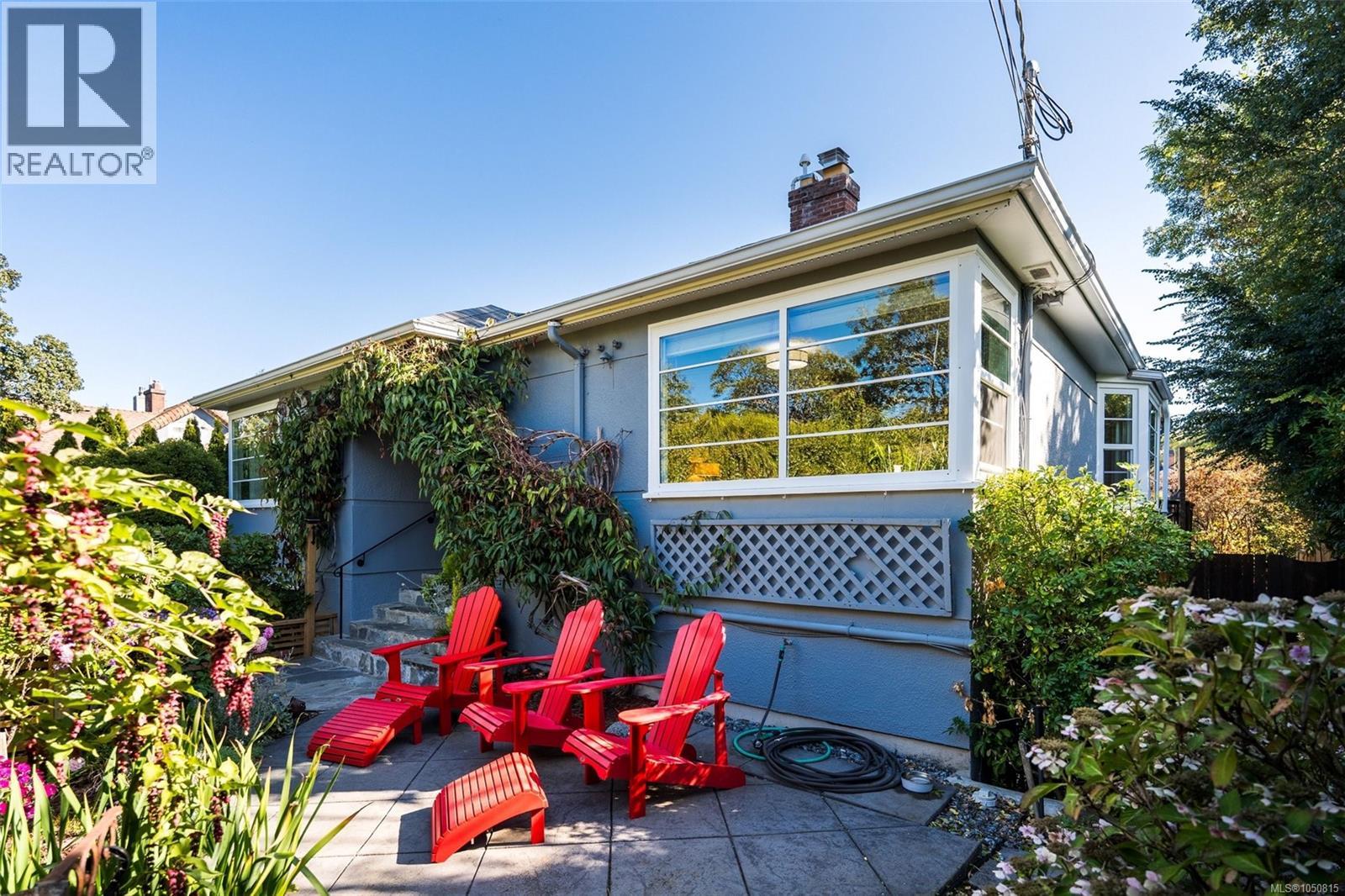  943 Linkleas Avenue, Oak Bay