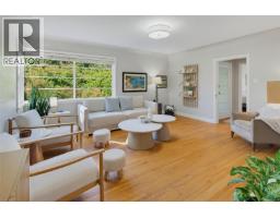 Recreation room - 943 Linkleas Ave, Oak Bay, BC V8S5C4 Photo 12
