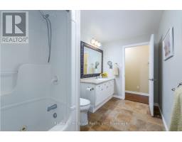 135 North Diagonal, South Bruce Peninsula, ON N0H2T0 Photo 20