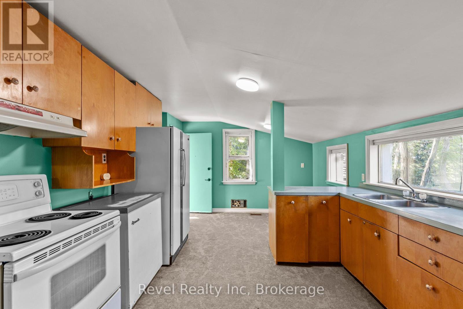 4 MARGARET STREET - 13