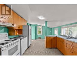 4 Margaret Street, Parry Sound, ON P2A2A8 Photo 13