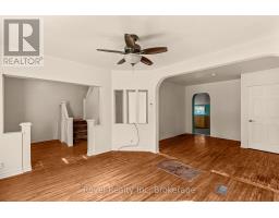 4 Margaret Street, Parry Sound, ON P2A2A8 Photo 6