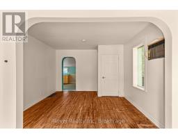 4 Margaret Street, Parry Sound, ON P2A2A8 Photo 7