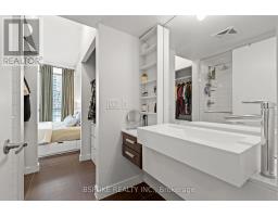 2207 - 38 Dan Leckie Way, Toronto, ON M5V2V6 Photo 18