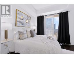 1405 - 25 Cole Street, Toronto, ON M5A4M3 Photo 9