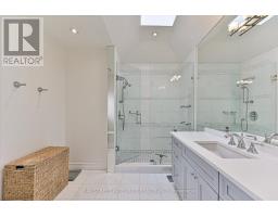 354 Old Orchard Grove, Toronto, ON M5M2E9 Photo 27