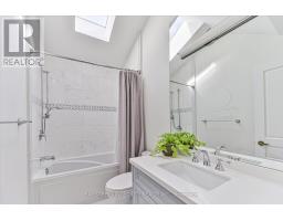 354 Old Orchard Grove, Toronto, ON M5M2E9 Photo 32