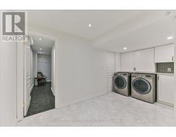 354 Old Orchard Grove, Toronto, ON M5M2E9 Photo 34
