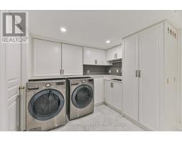 354 Old Orchard Grove, Toronto, ON M5M2E9 Photo 35