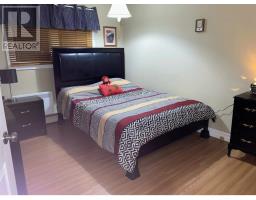 38 Grenfell Crescent thumbnail 12