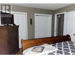 38 Grenfell Crescent thumbnail 13