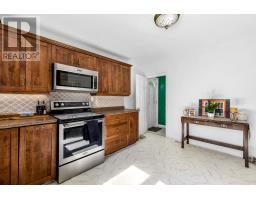 13 Symonds Avenue thumbnail 19