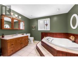 13 Symonds Avenue thumbnail 23