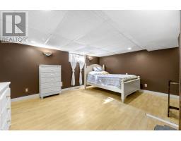 13 Symonds Avenue thumbnail 29