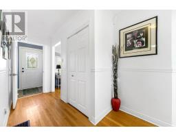 13 Symonds Avenue thumbnail 3
