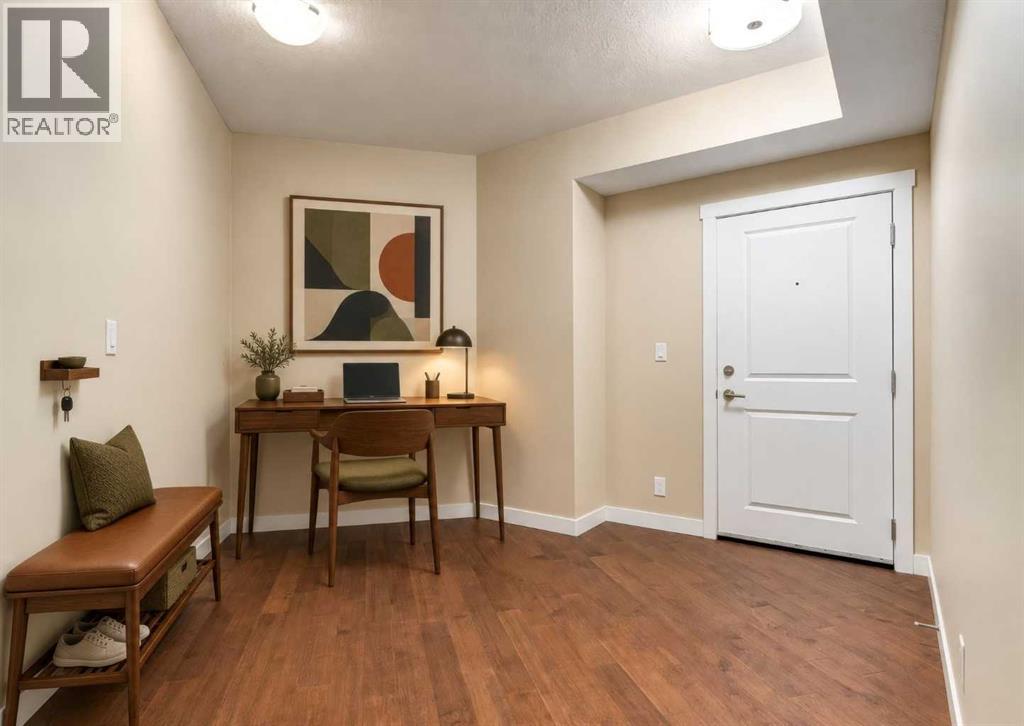 408, 32 Varsity Estates Circle NW - photo 3