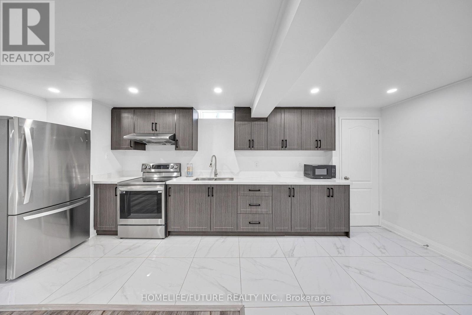 17 GRAINGER CRESCENT - Image 33