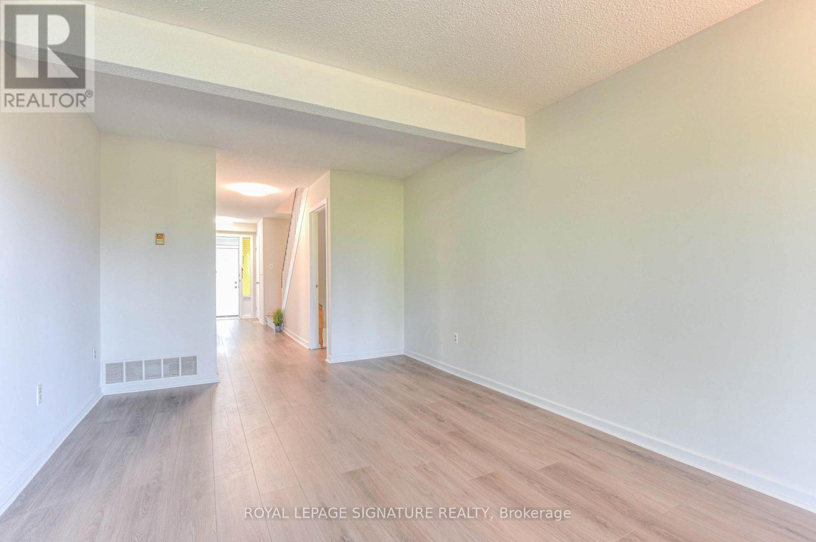 132 VALDOR DRIVE - 12