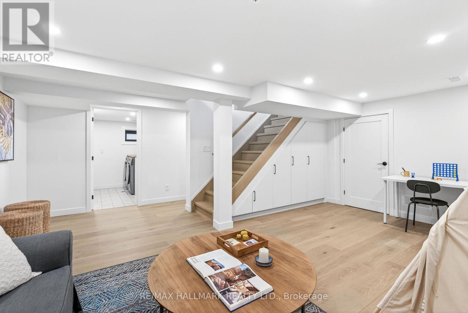 225 CATALINA DRIVE - Image 34