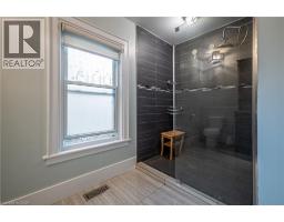 283 Plains Road W, Burlington, ON L7T1G1 Photo 33