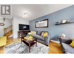 5 Evelyn Buck Lane, Aurora, ON L4G7H9 Photo 16