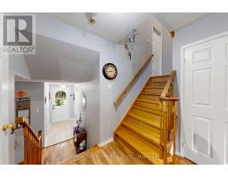 5 Evelyn Buck Lane, Aurora, ON L4G7H9 Photo 17