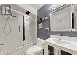 5 Evelyn Buck Lane, Aurora, ON L4G7H9 Photo 33