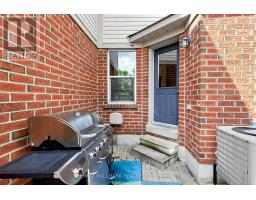5 Evelyn Buck Lane, Aurora, ON L4G7H9 Photo 46