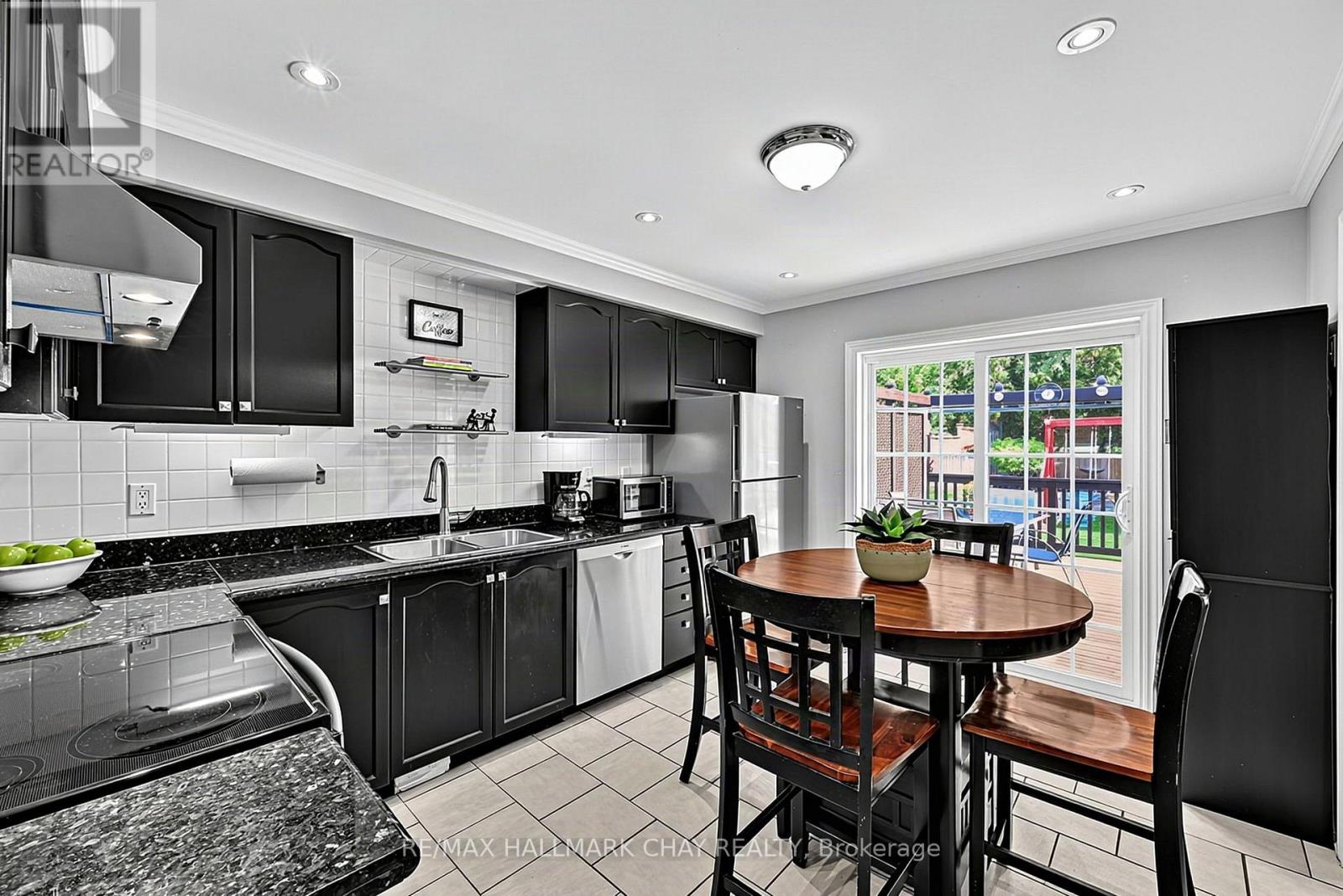 102 NOBLE DRIVE, Bradford West Gwillimbury (Bradford) — photo 10