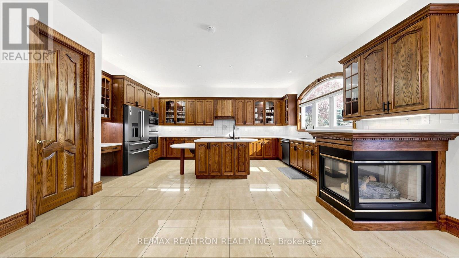 38 BRIDGEWATER DRIVE - 10