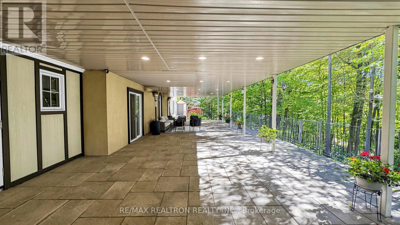 38 BRIDGEWATER DRIVE - 31