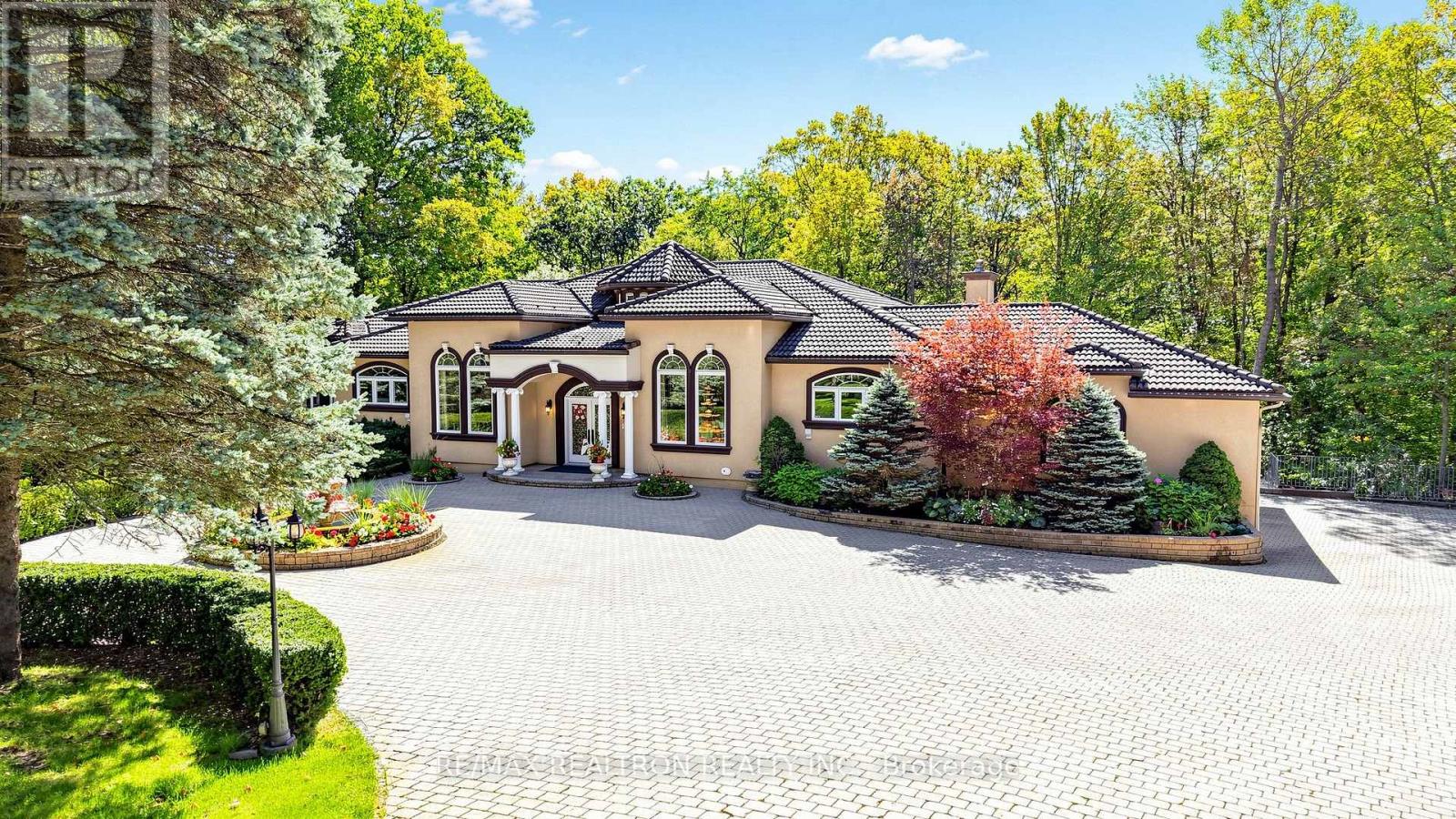 38 BRIDGEWATER DRIVE - 37