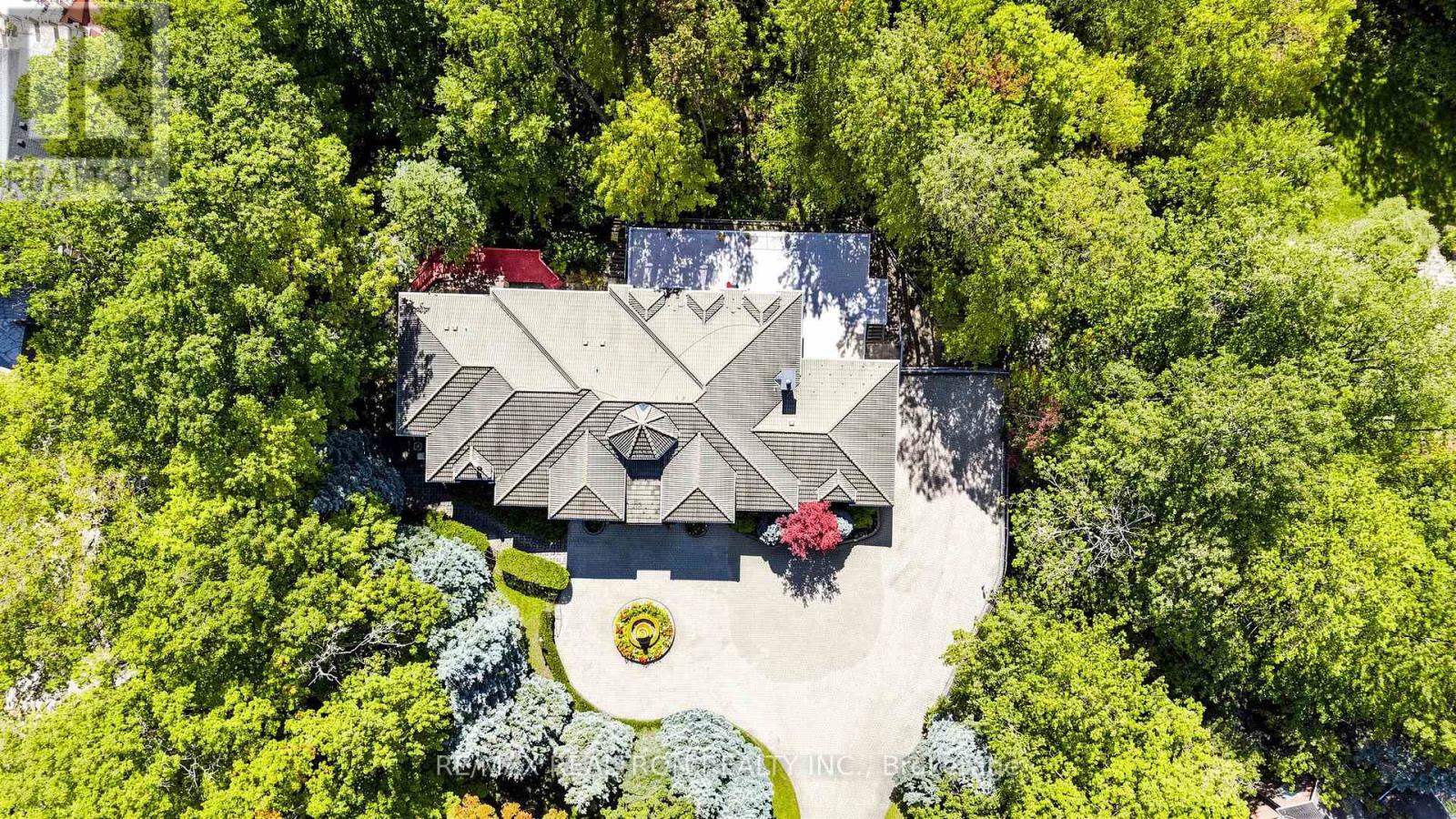 38 BRIDGEWATER DRIVE - 39