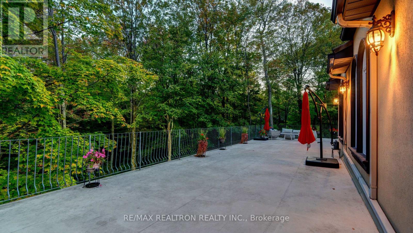 38 BRIDGEWATER DRIVE - 50