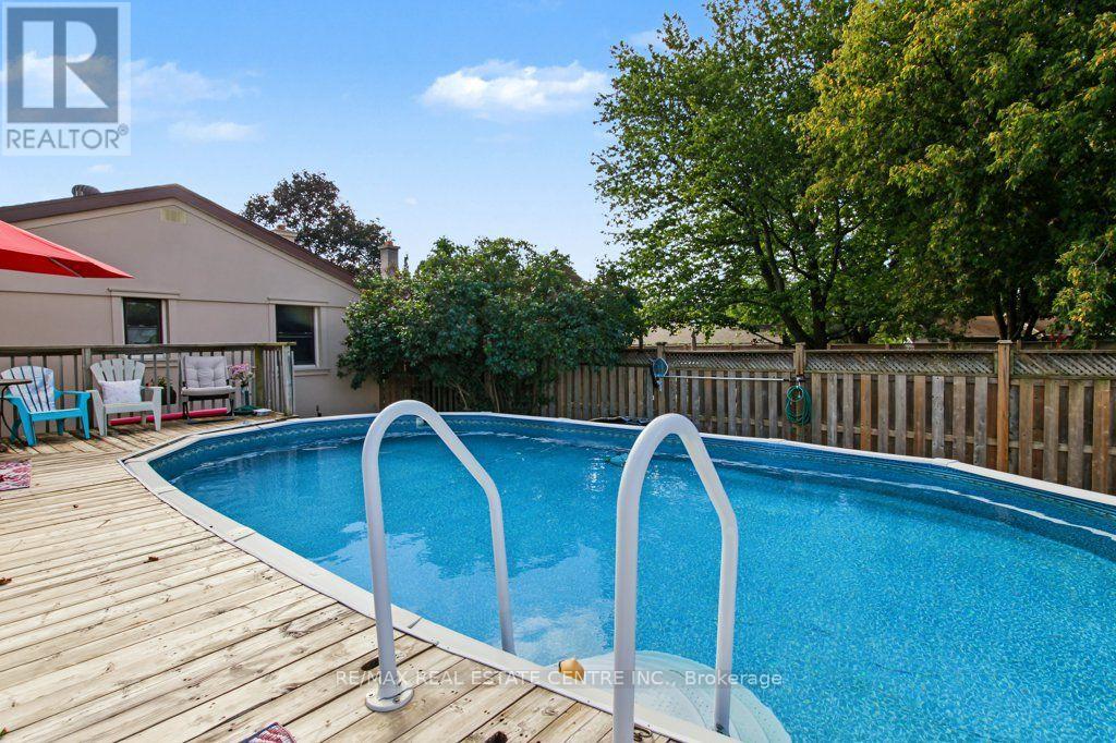 15 NORTON CRESCENT - 27