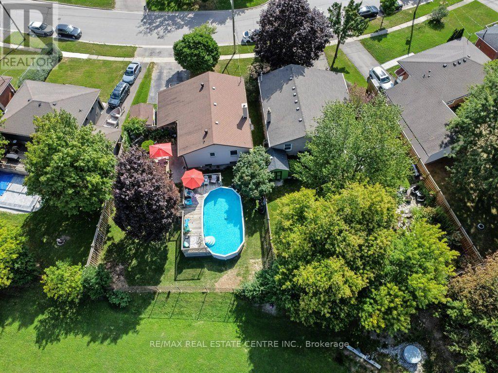 15 NORTON CRESCENT - Image 30
