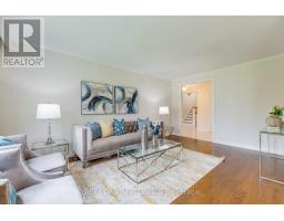 1246 Landfair Crescent, Oakville, ON L6H2N3 Photo 10