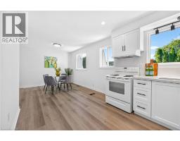 Dining room - 650 Cumberland Avenue, Burlington, ON L7N2X5 Photo 10