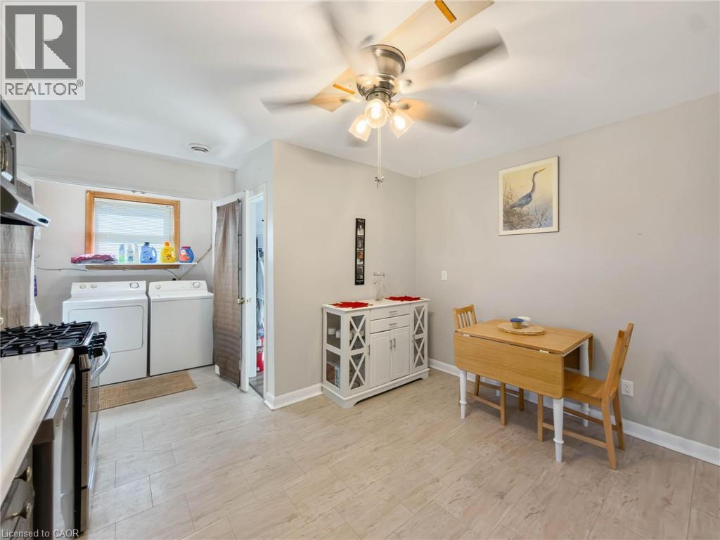 323 BRACE Street - Image 25