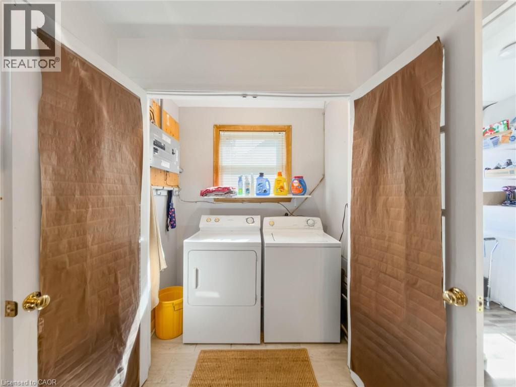 323 BRACE Street - Image 26