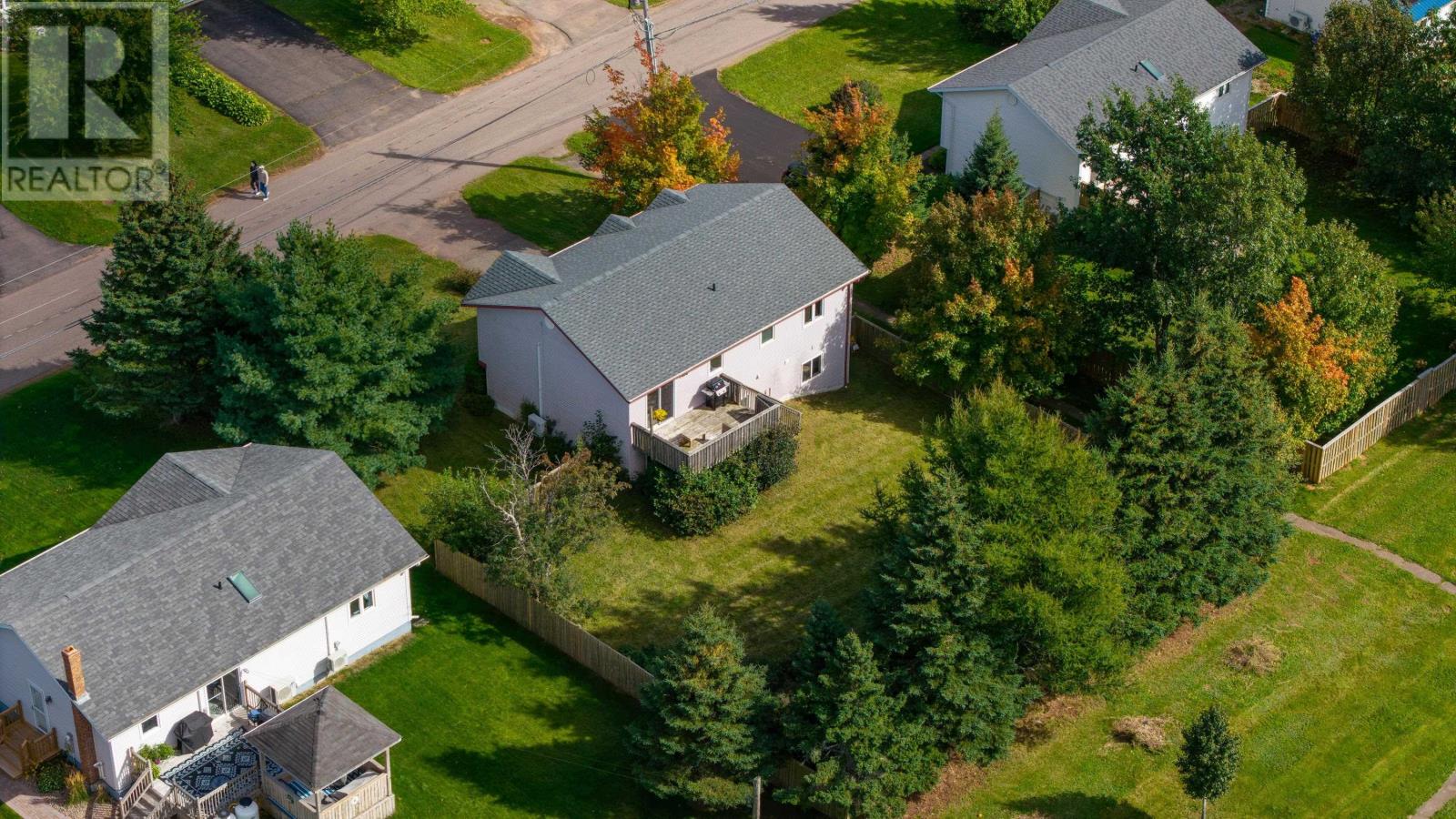 10 Kenwood Circle - 3