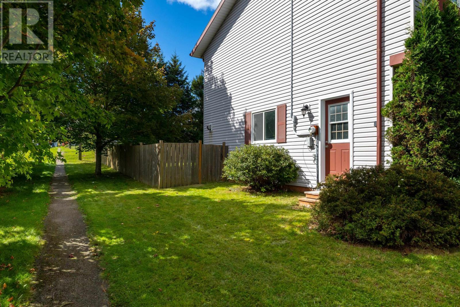 10 Kenwood Circle - 35