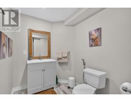 366 Montreal Circle, Hamilton, ON L8E0C7 Photo 42
