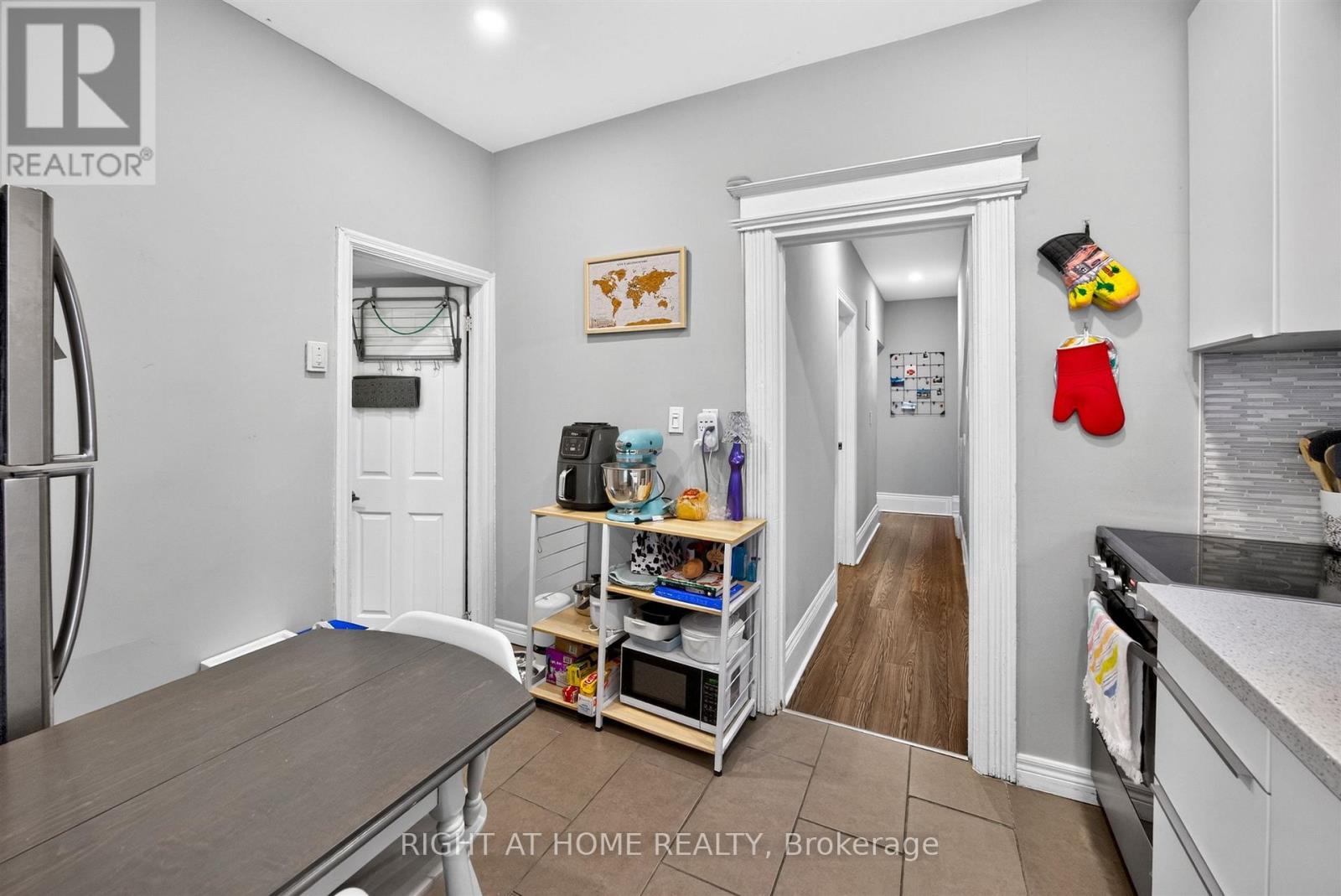 1 - 24 LOCKE STREET S, Hamilton (Strathcona) — photo 12