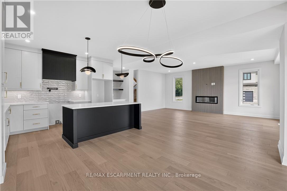8905 ANGIE DRIVE - Image 25