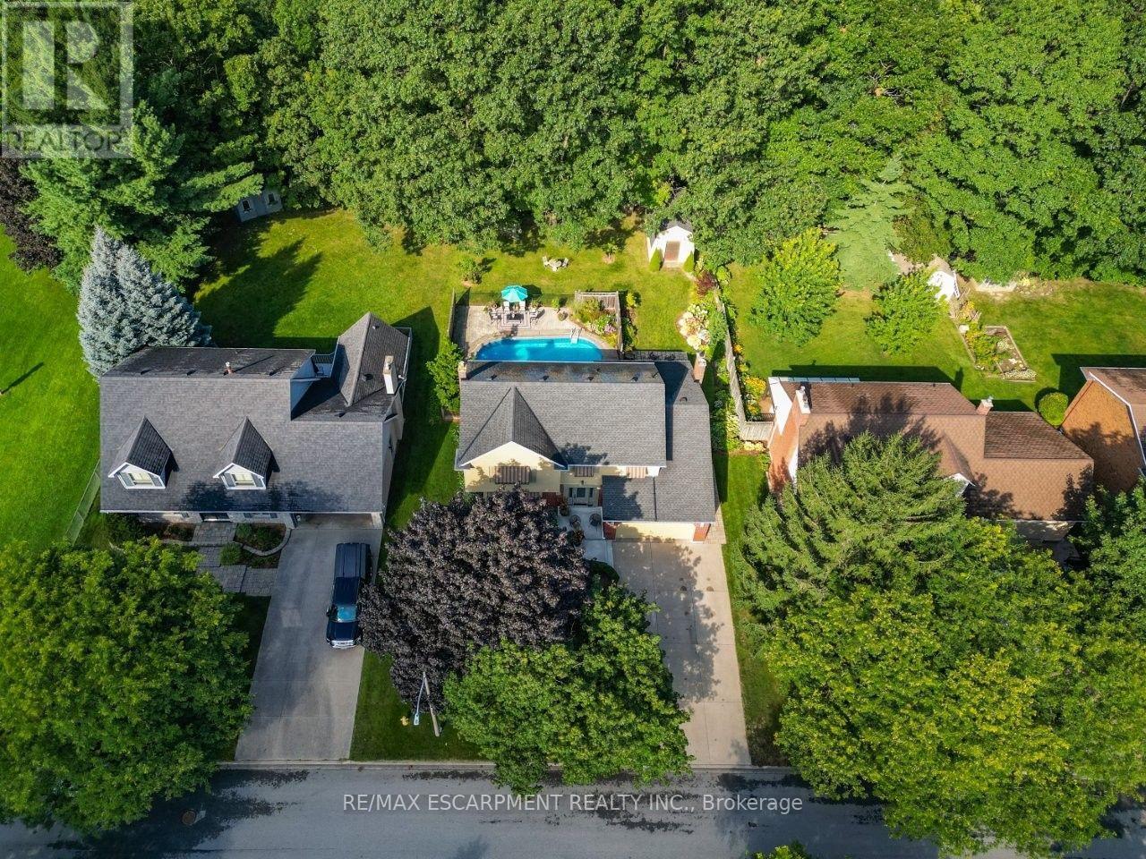 4272 VILLAGE PARK DRIVE - Image 45