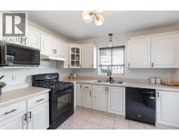 Dining room - 6 Reynolds Court, Amherstburg, ON N9V3X8 Photo 11