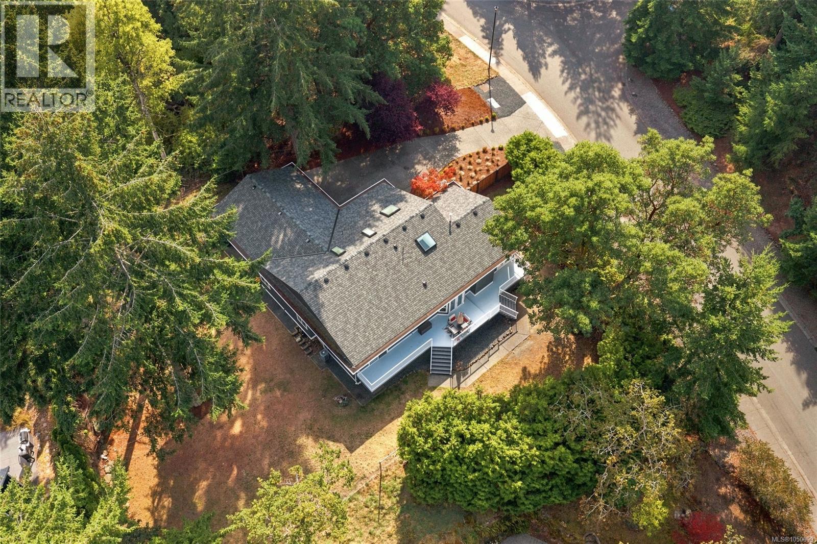 3361 Redden Rd - 67
