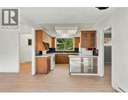 291 Jolly Close, Gabriola Island, BC V0R1X2 Photo 11